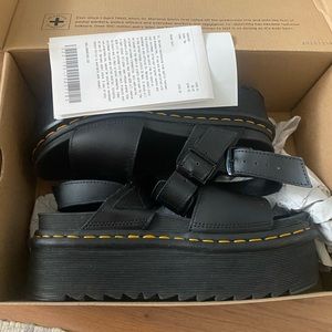 Dr martens almost brand new platform sandals